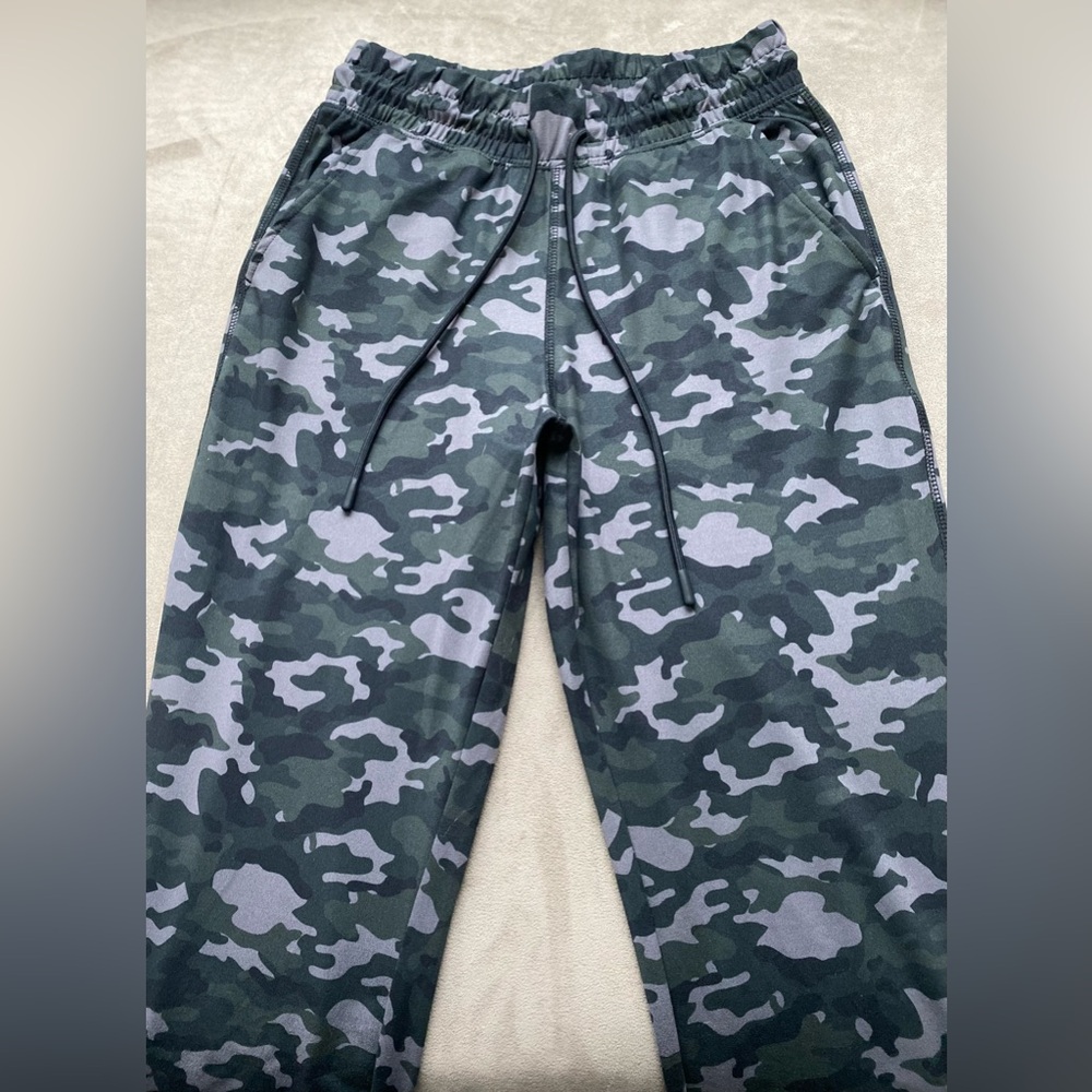Fabletics High Waisted Performance Joggers - Picture 2 of 4